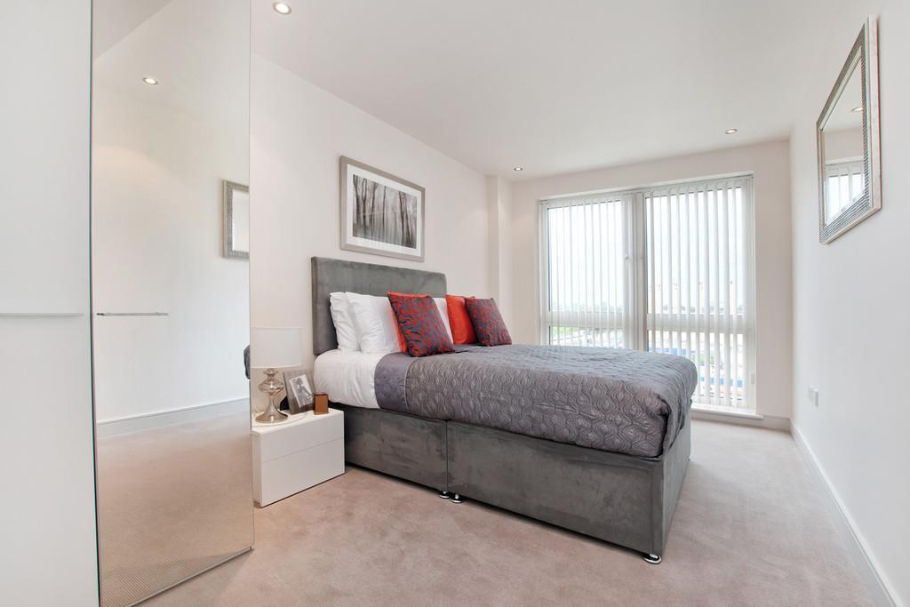 Flat Park Street in Greater London