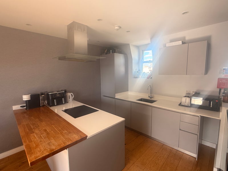 Flat Lillie Road in Greater London