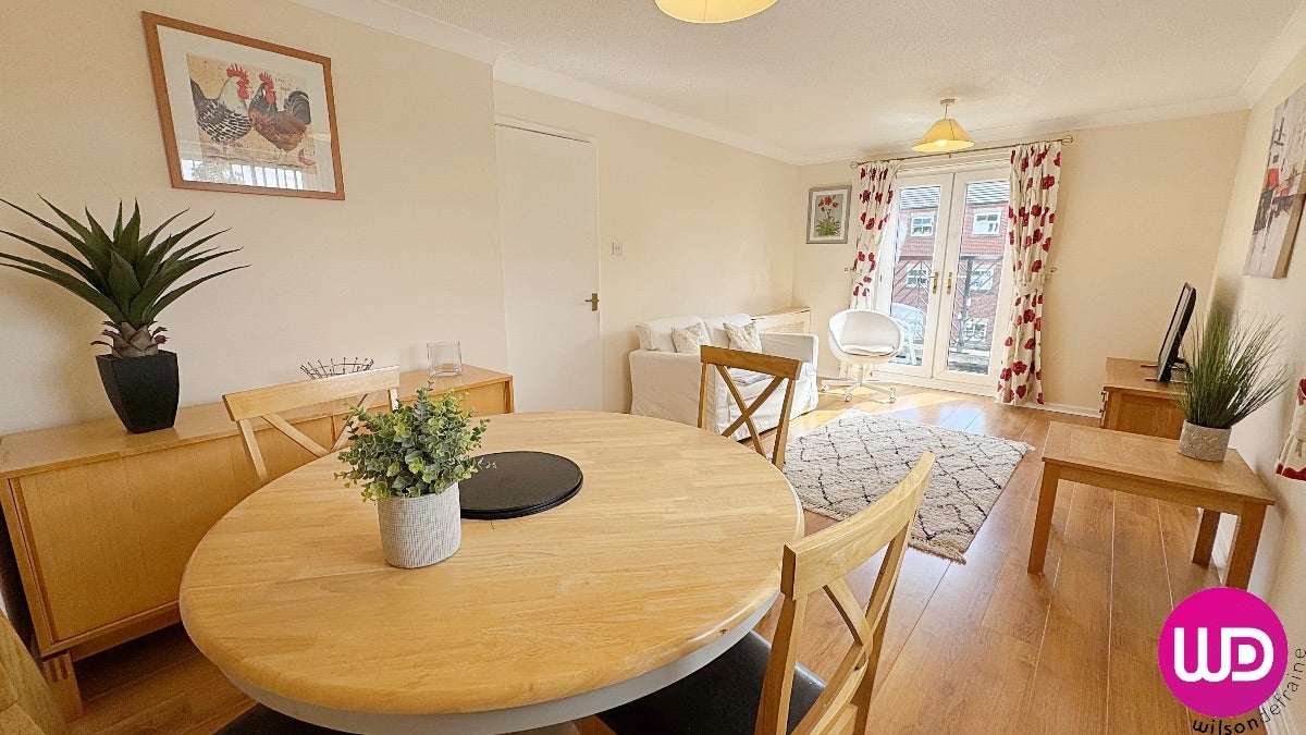 Flat Foundry Court in Newcastle upon Tyne