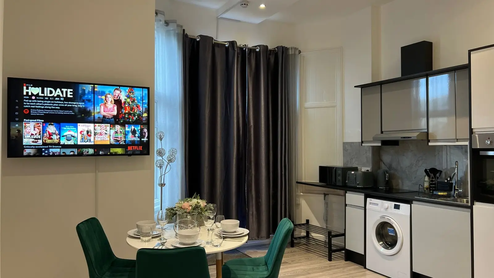 Flat Denbigh Road in Greater London