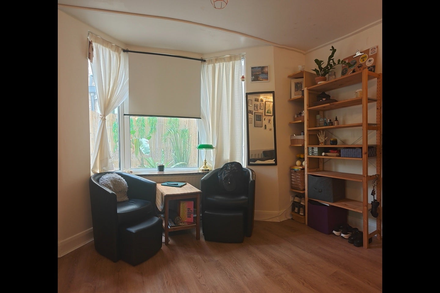 Flat Wightman Road in Greater London