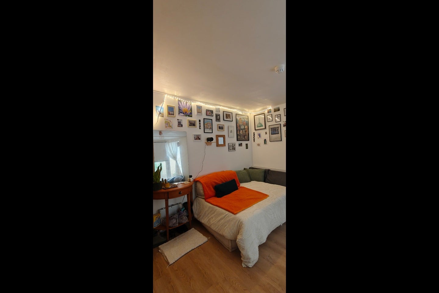 Flat Wightman Road in Greater London