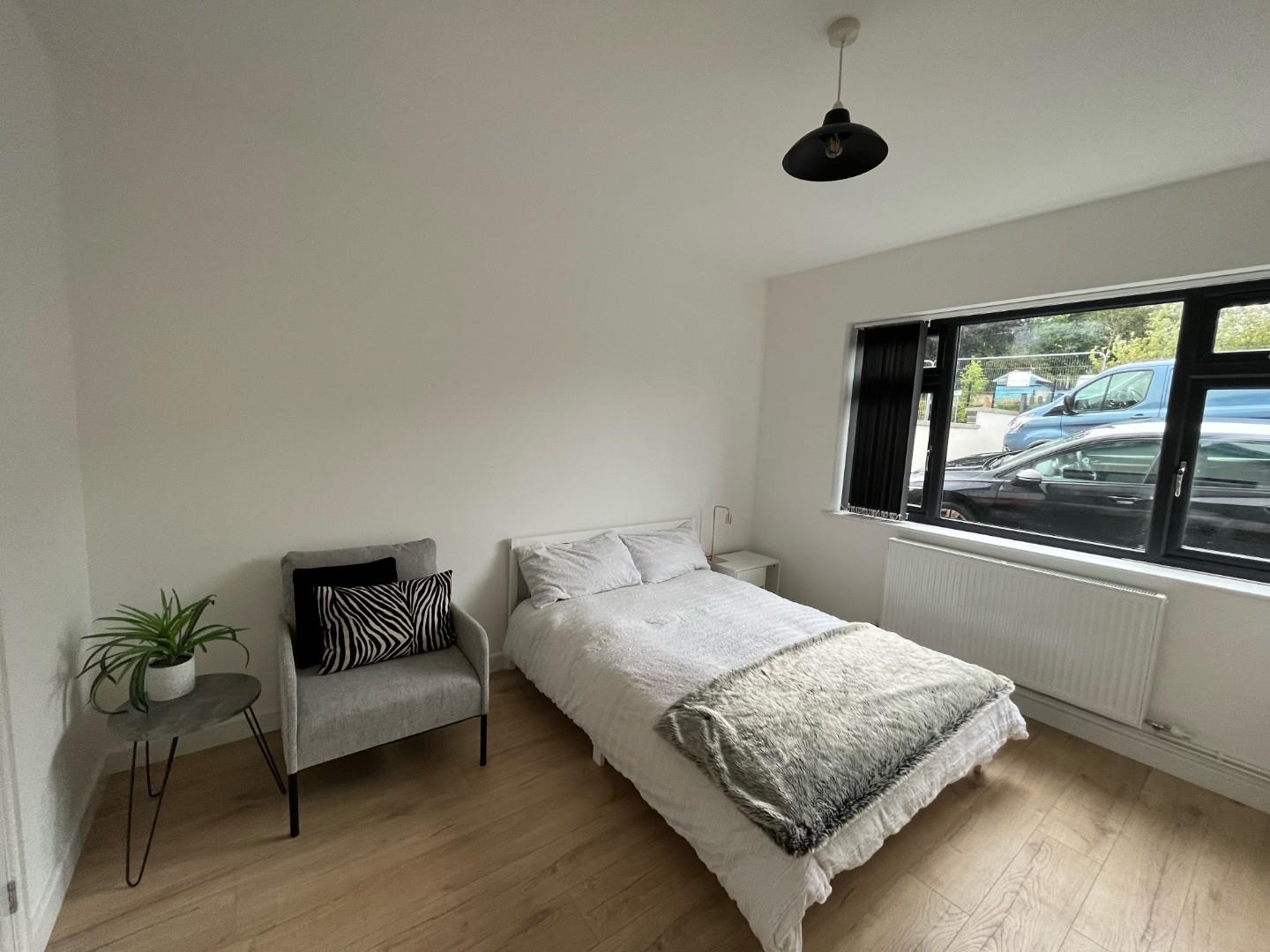 Room Courtney Road in Bristol
