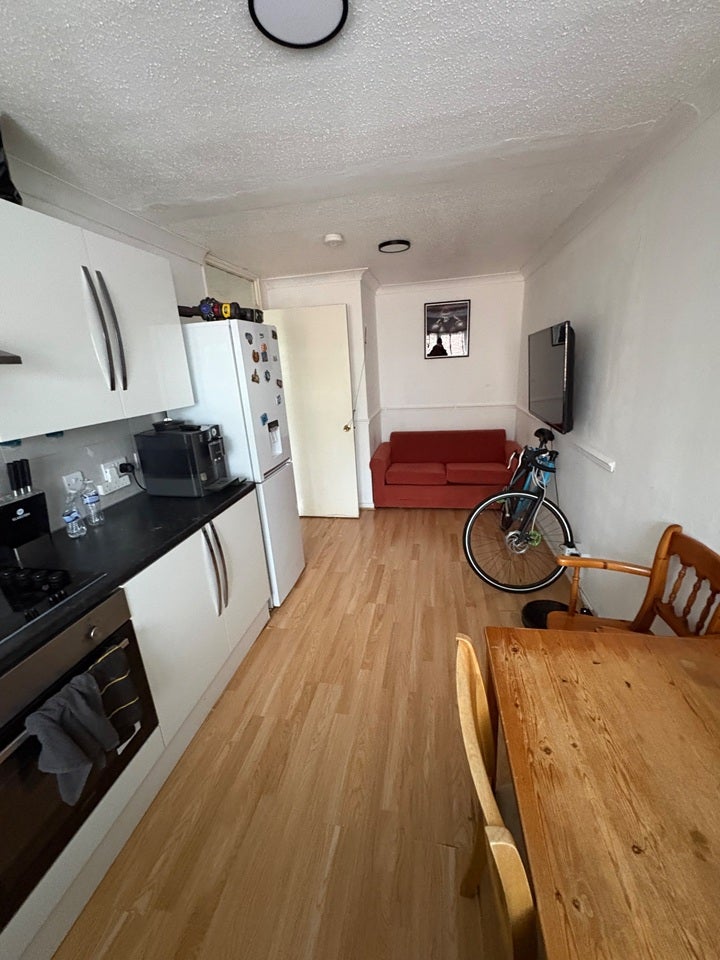 Flat Wainers Croft in Milton Keynes