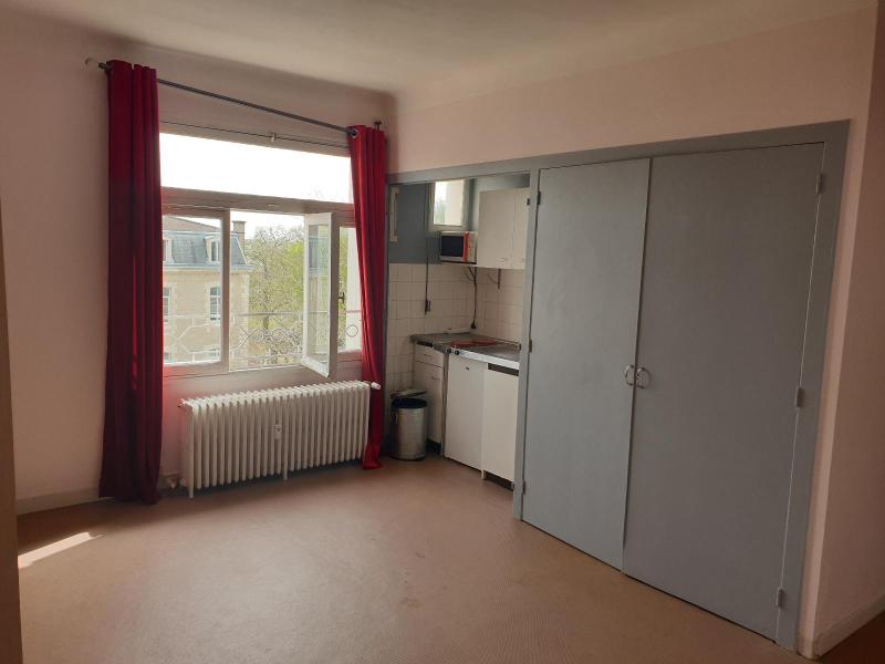 Flat Rue du 19 Mars 1962 in Poitiers