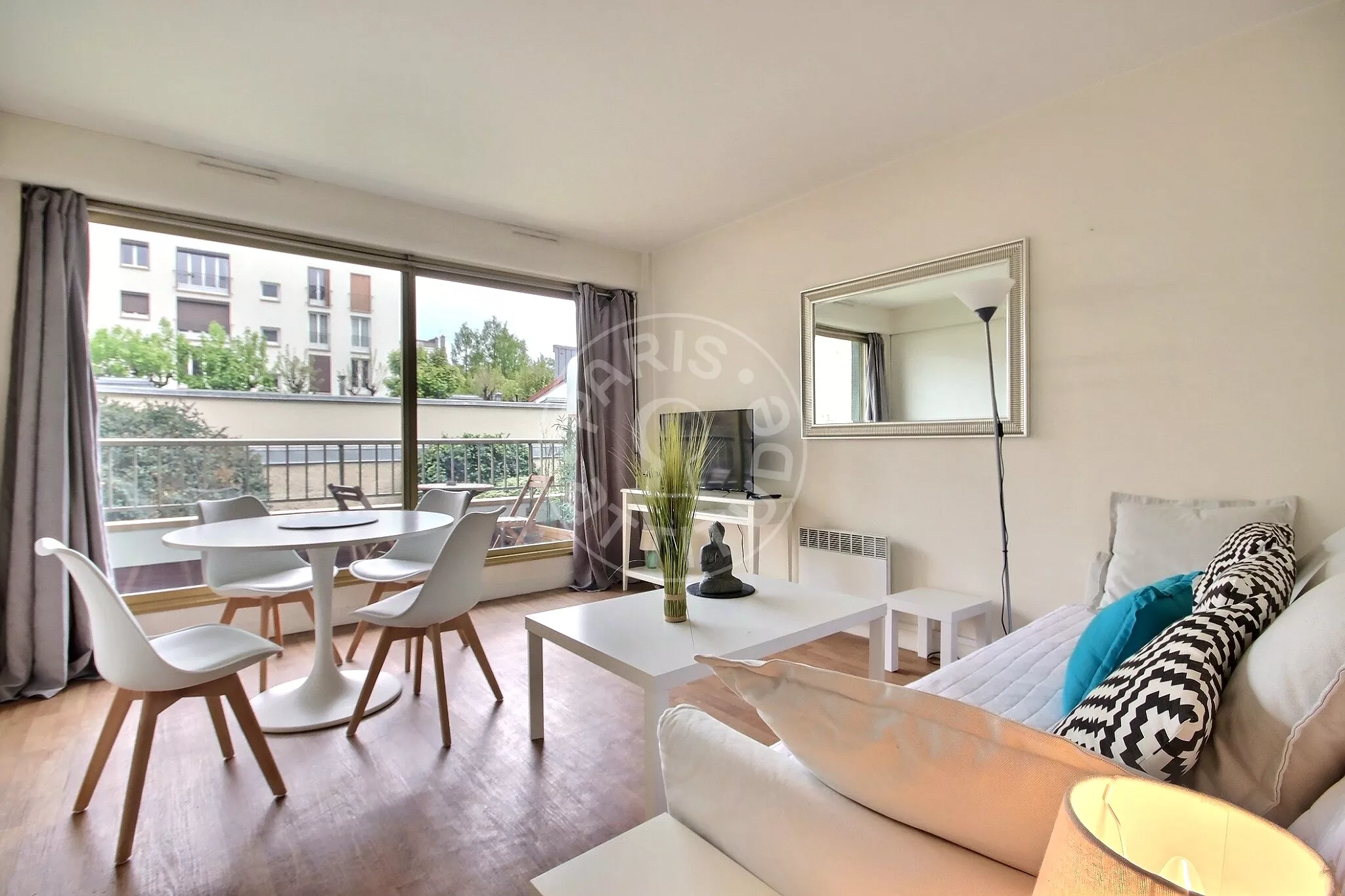 Flat Rue Lantiez in Paris
