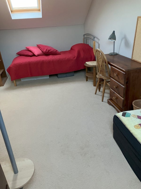 Room Dirac Road in Bristol