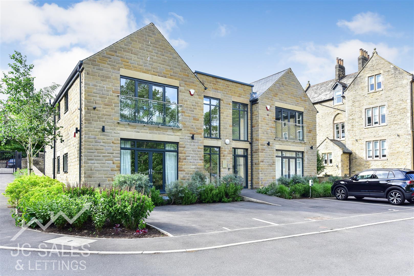 Flat Beauchief Grove in Sheffield