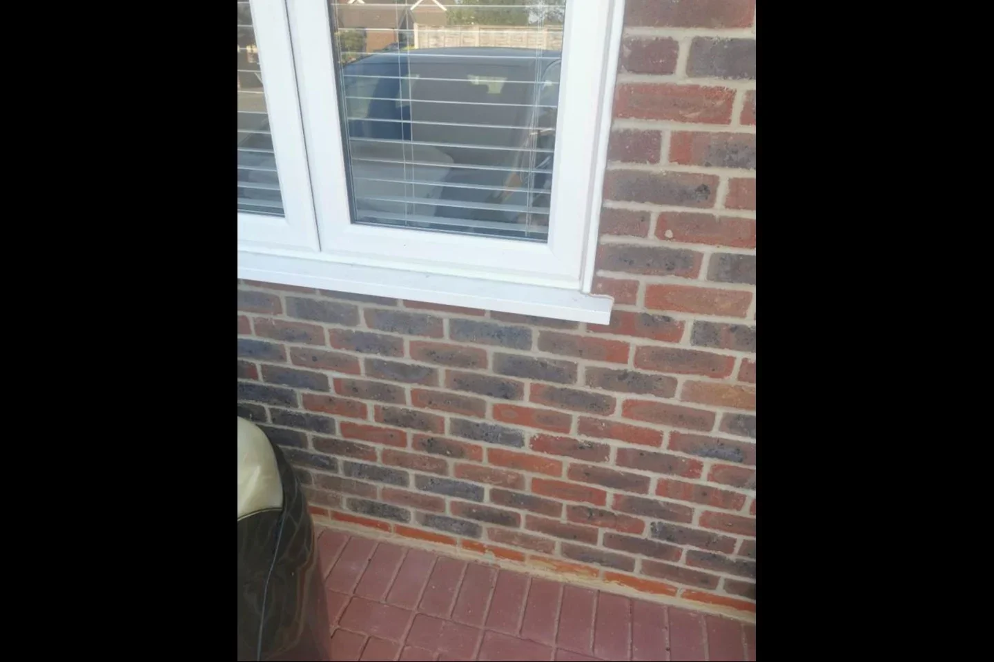 Flat Russet Close in Staines-Upon-Thames