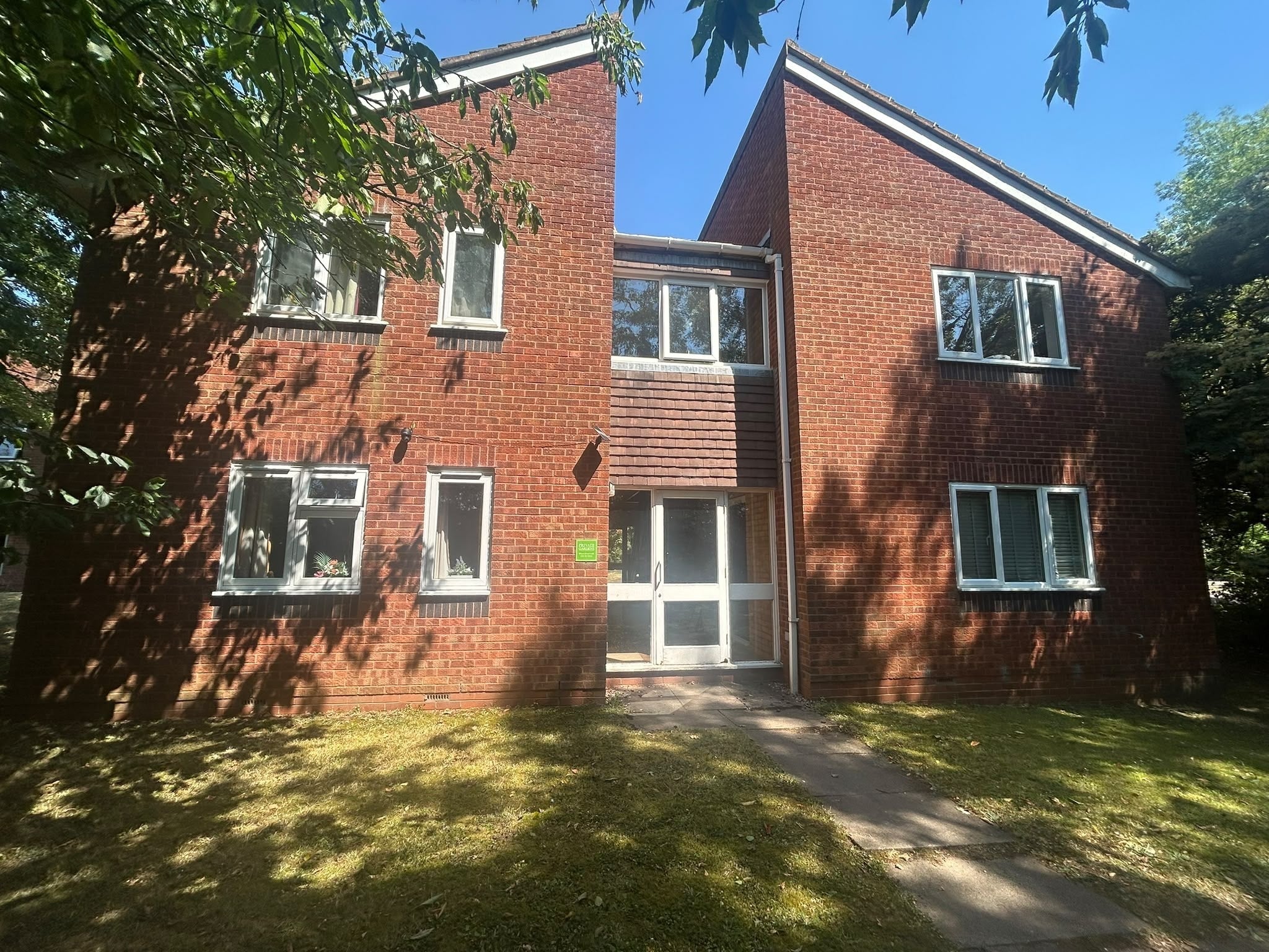 Flat Newhall Farm Close in Birmingham