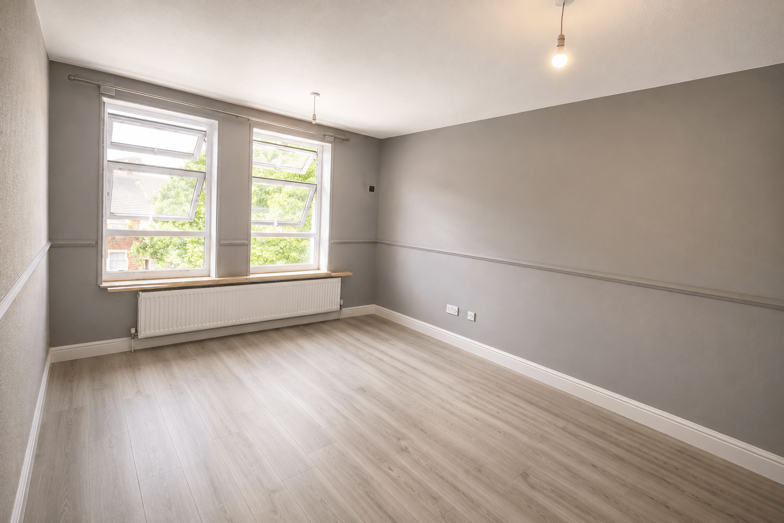 Flat Lupin Close in London