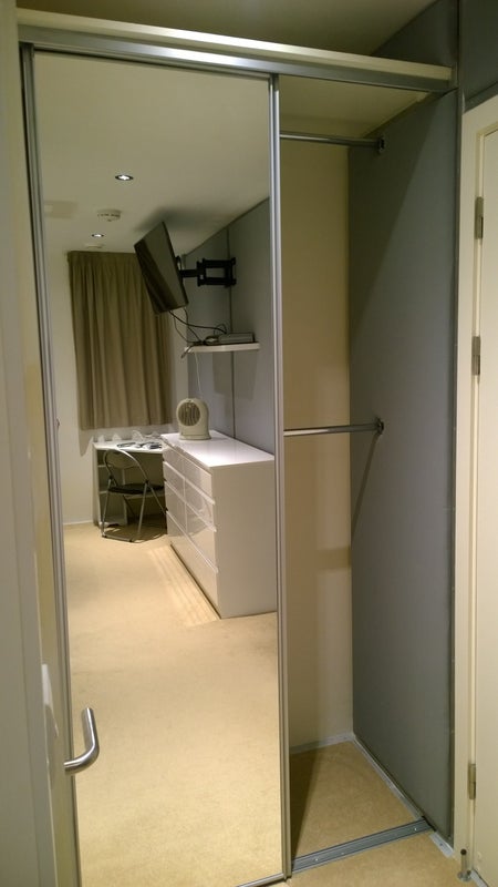 Room Cheering Lane in Greater London