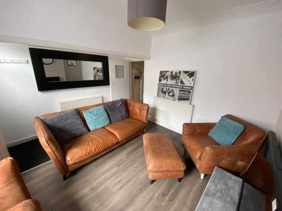 Room Clarke Square in Sheffield