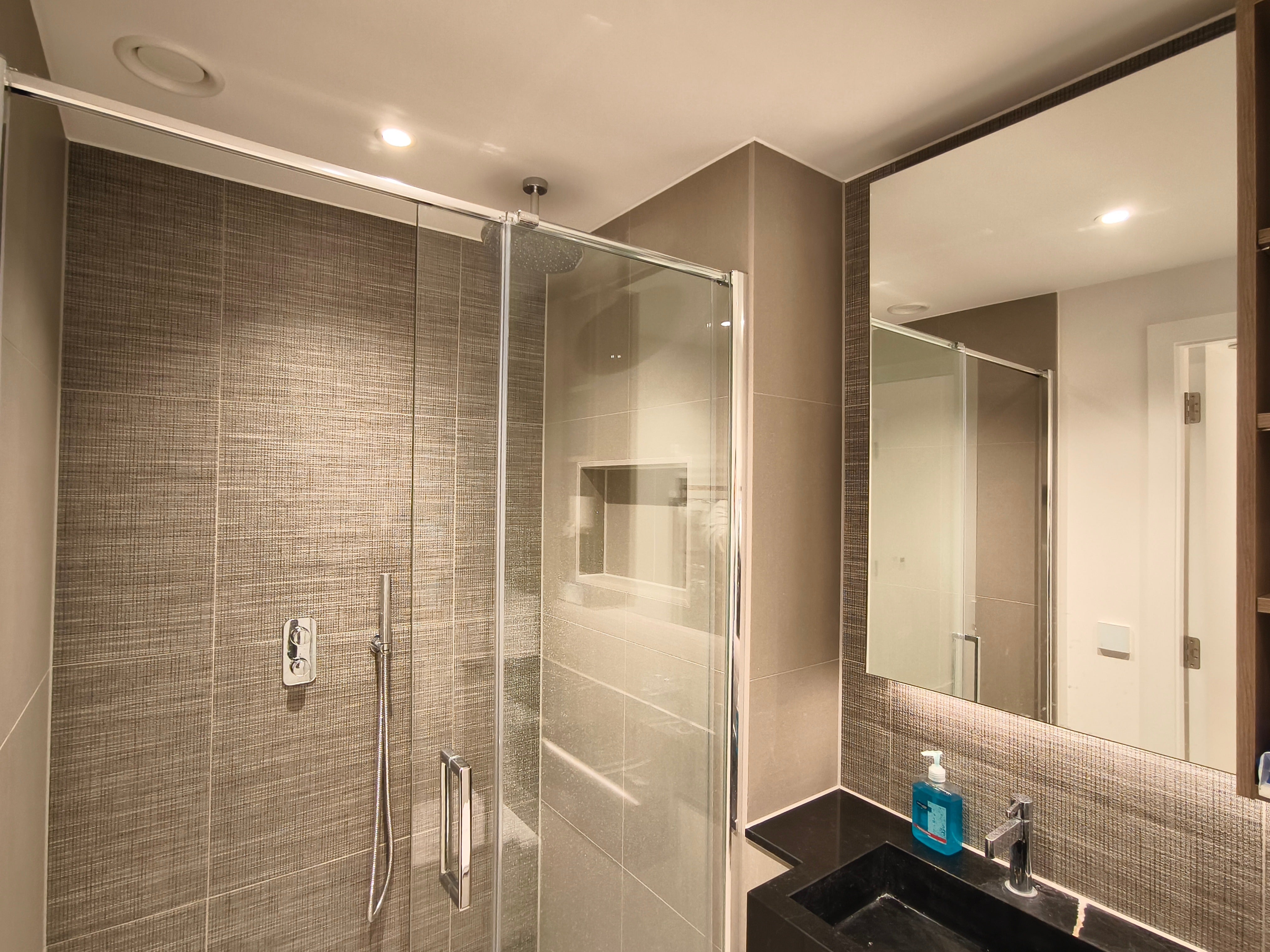 Flat Phoenix Place in Greater London