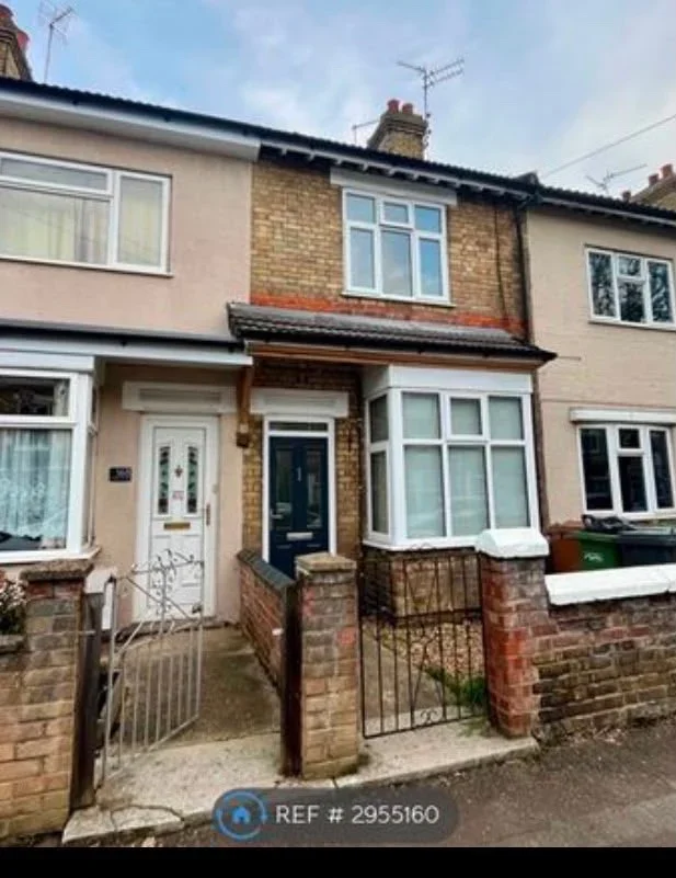 House Belsize Avenue in Peterborough