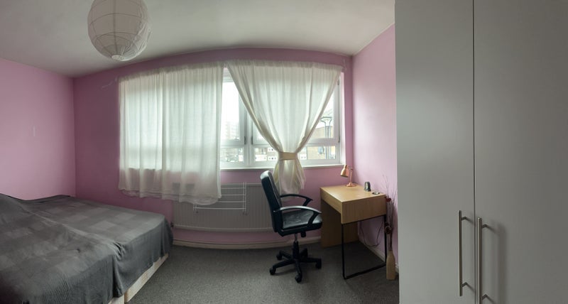 Flat Gibbs Green Close in Greater London