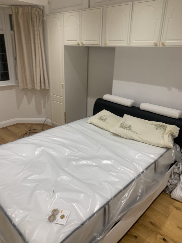 Room Wickham Road in Greater London