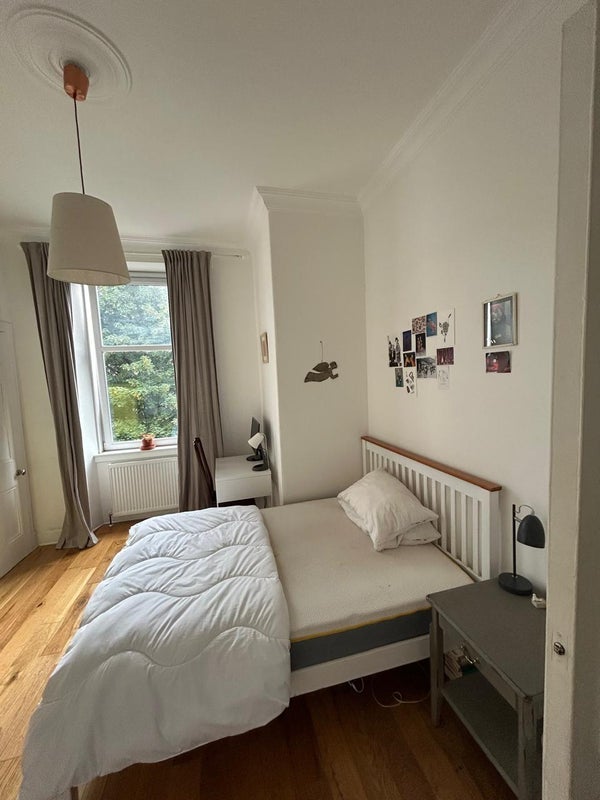 Room Easter Road in City of Edinburgh