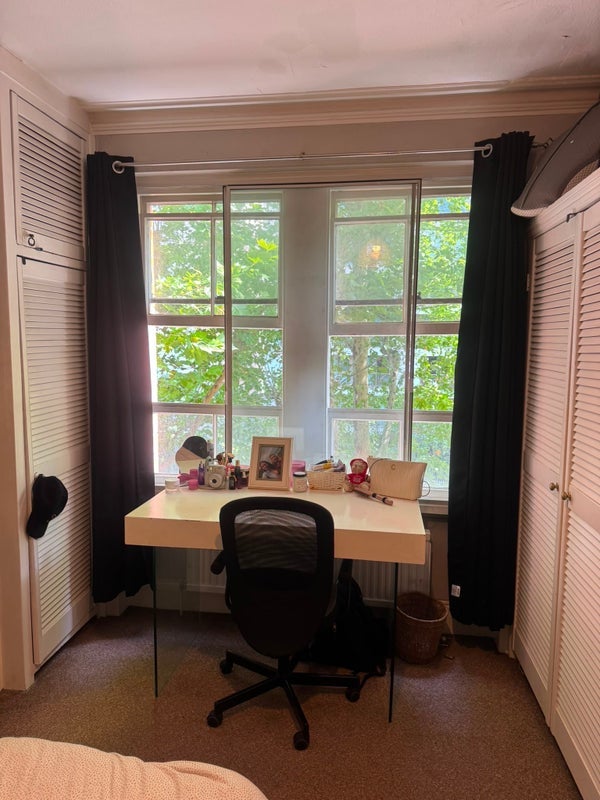 Room Avonmore Road in Greater London