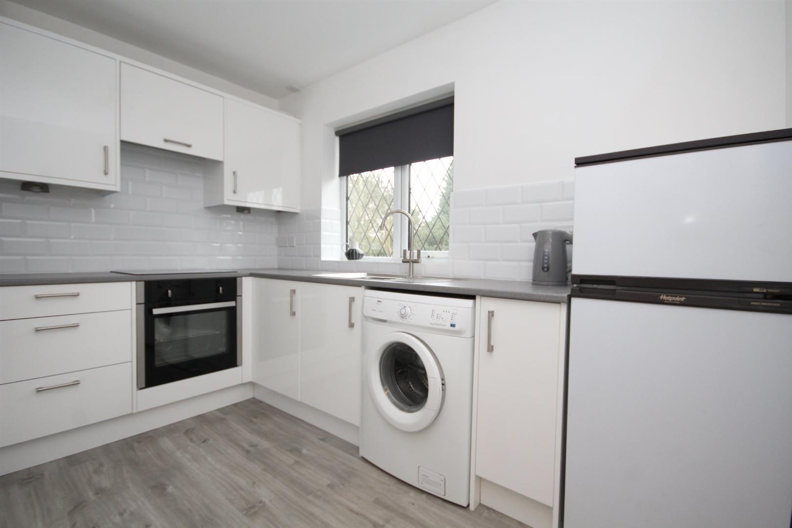 Flat Sedgemoor Road in Coventry