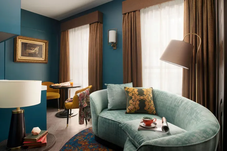Flat Harrington Gardens in Greater London