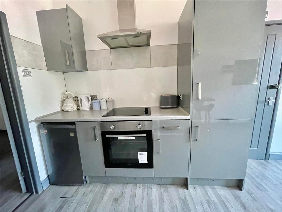 Flat Tyldesley Road in Blackpool