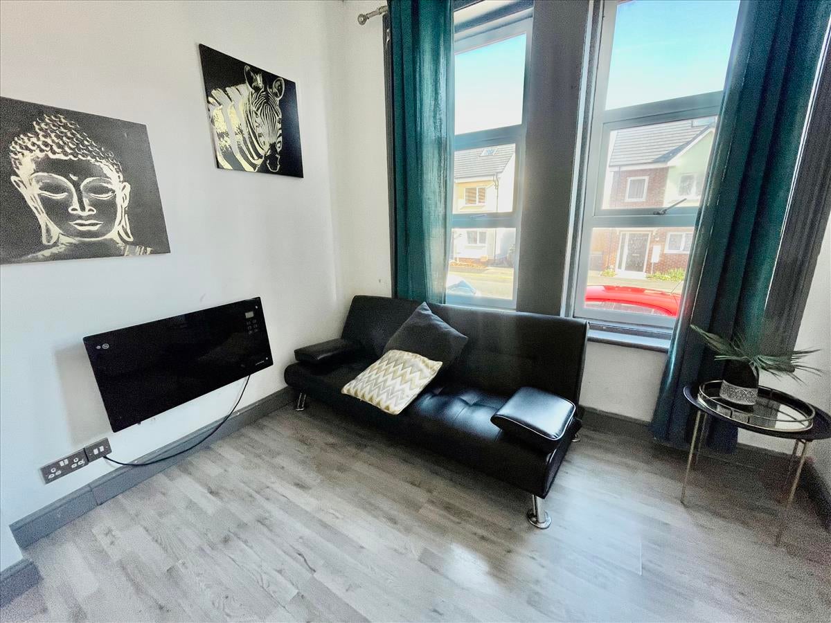 Flat Tyldesley Road in Blackpool