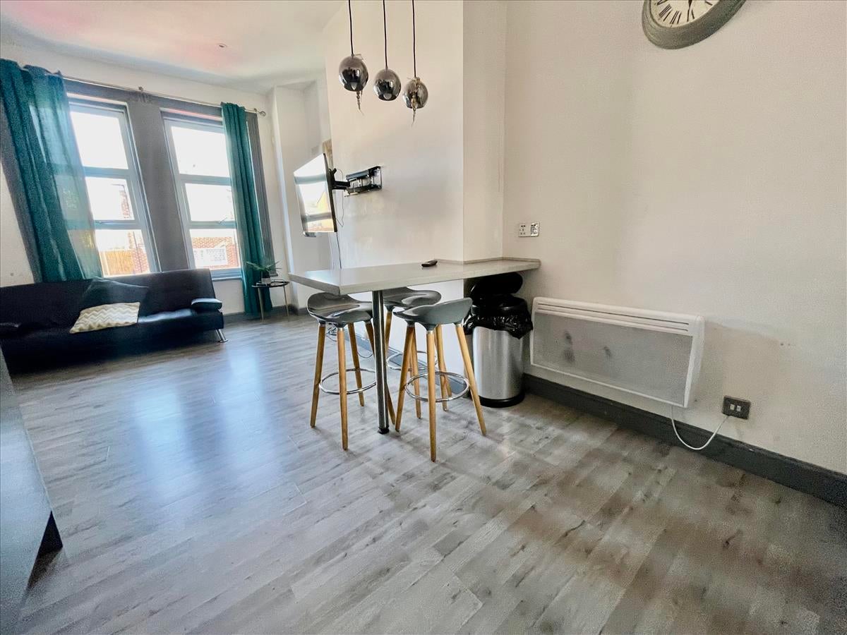 Flat Tyldesley Road in Blackpool