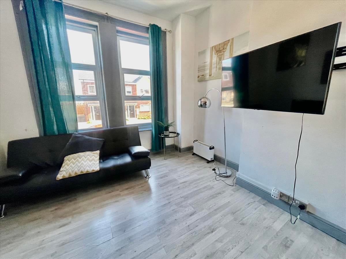 Flat Tyldesley Road in Blackpool
