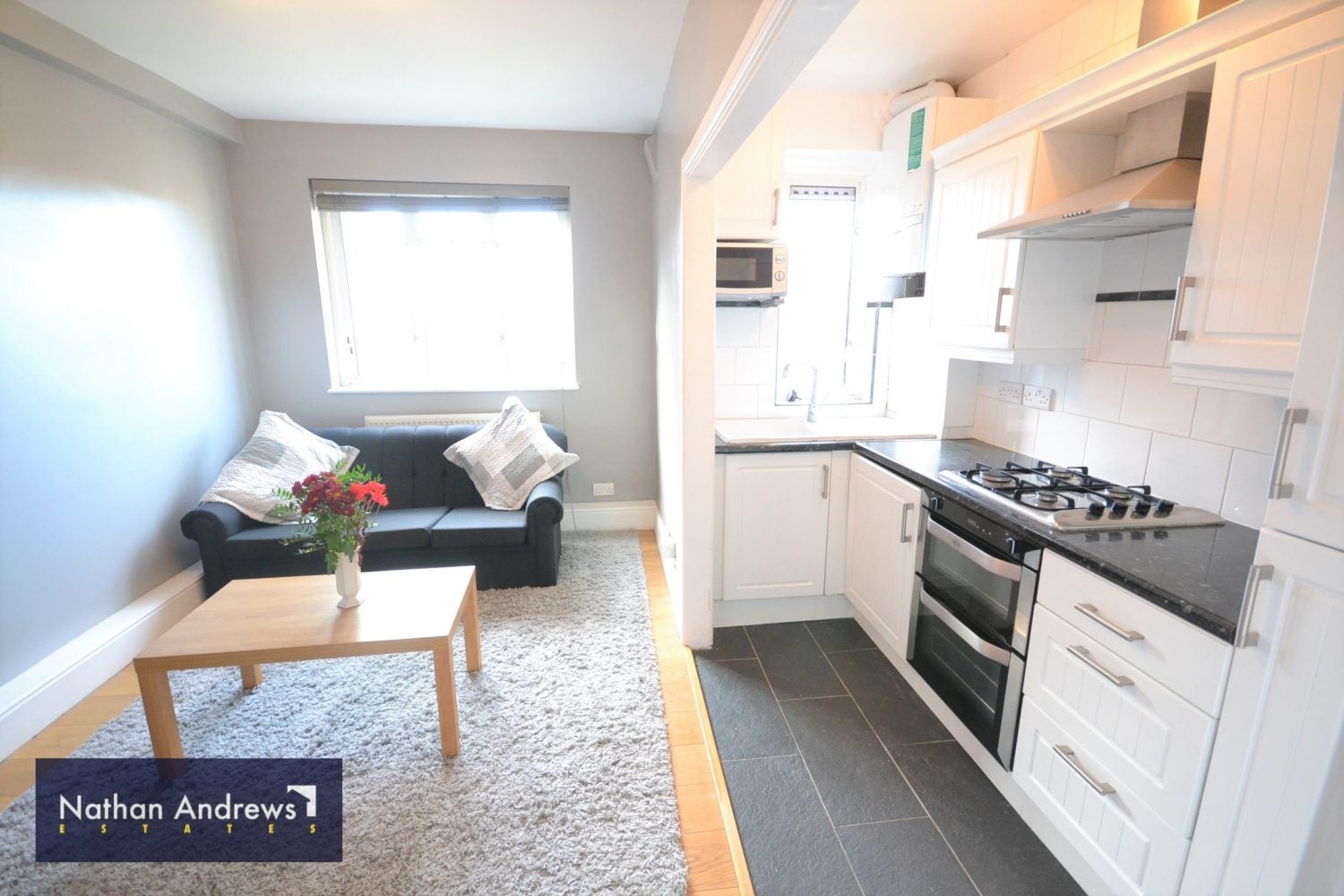 Flat Hamfrith Road in Greater London