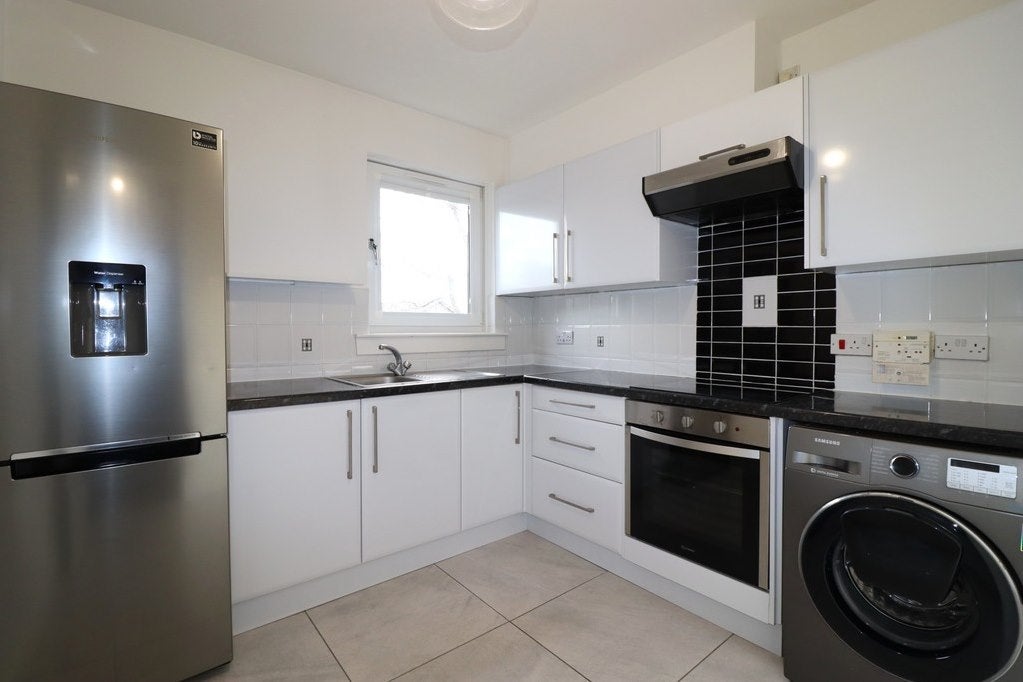Flat Mid Street in Bathgate