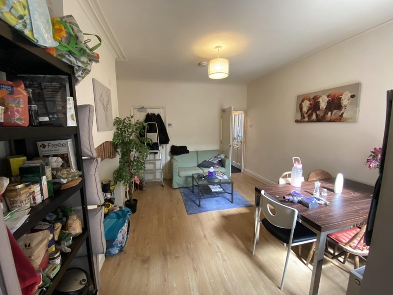 Room Newington Road in Sheffield