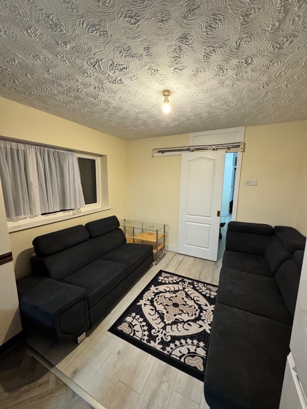 Room Strone Road in Greater London