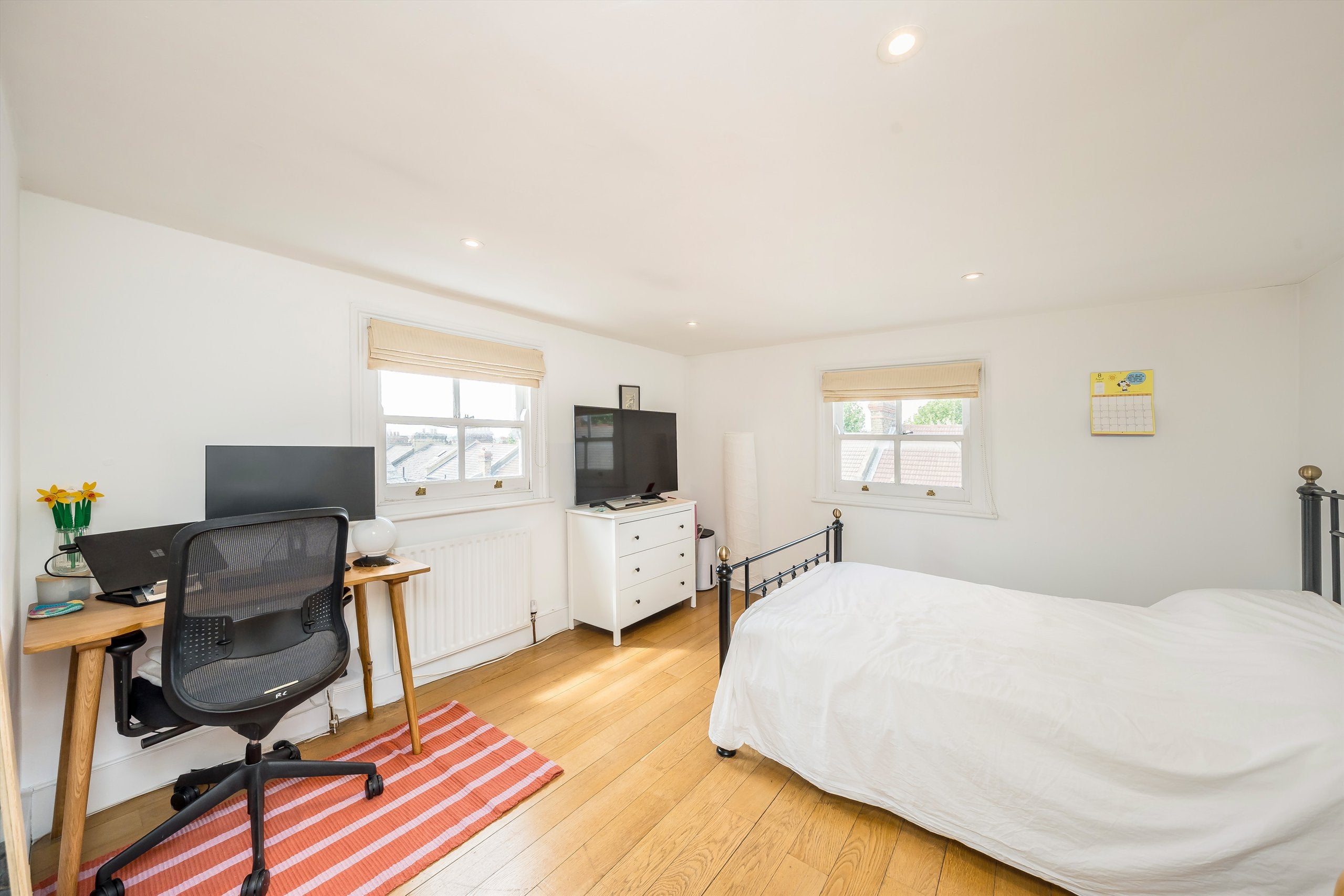 House Salterford Road in Greater London