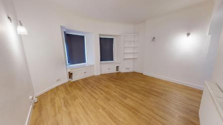 Flat Brunswick Square in Hove