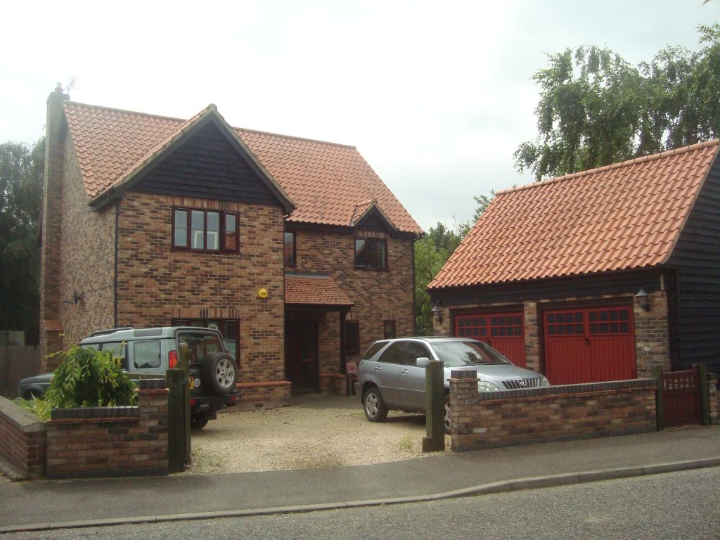 House The Mallards in West Suffolk