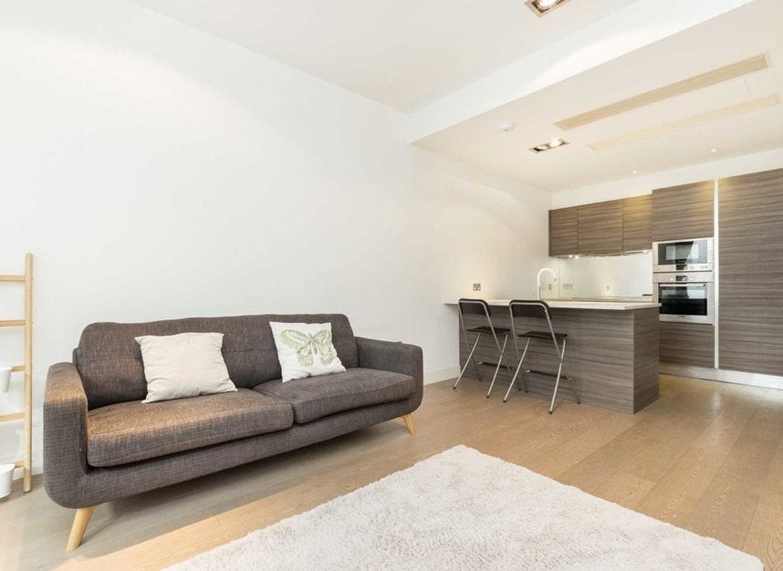 Flat John Street in Greater London