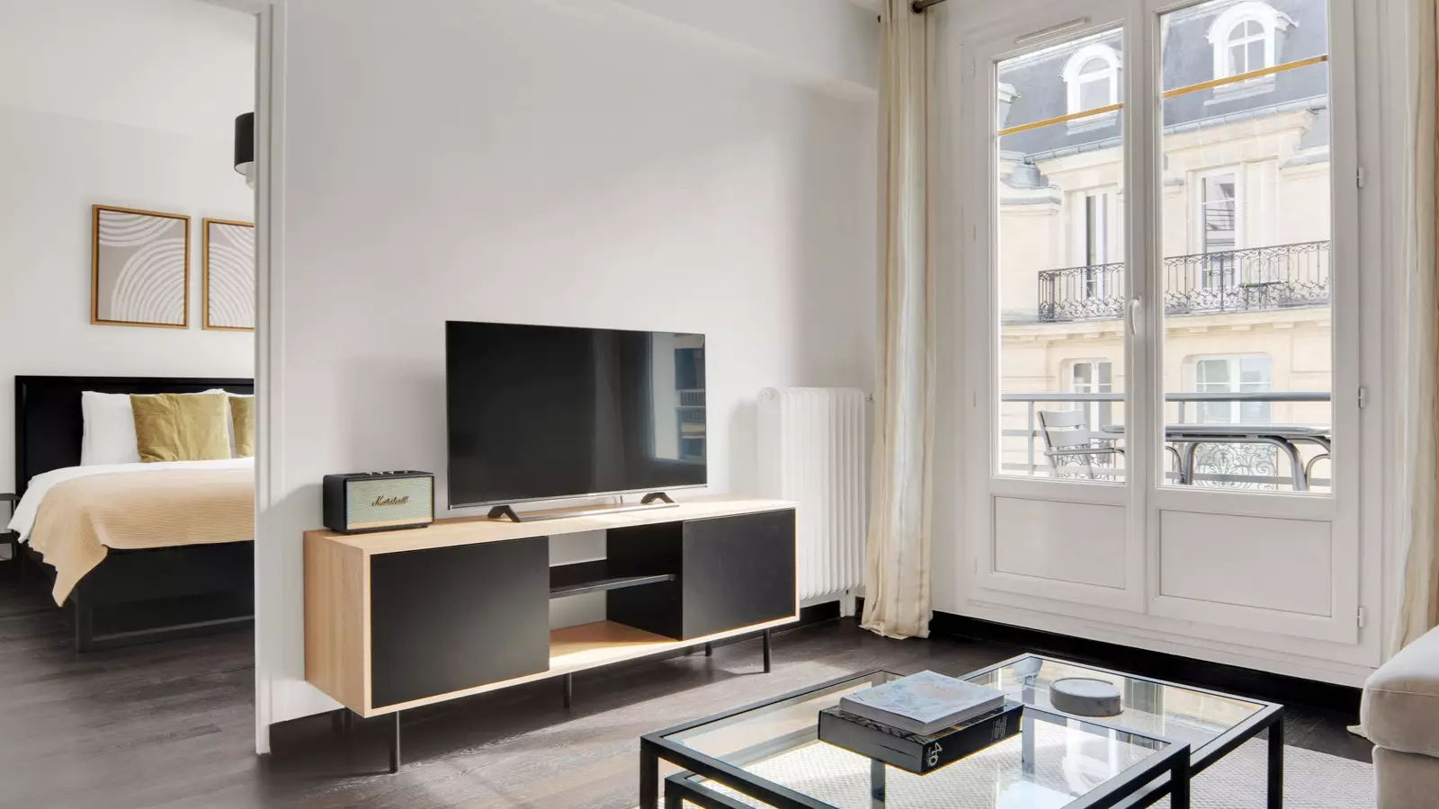 Flat Rue Dufrénoy in Paris
