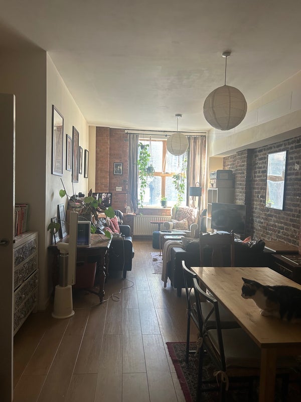 Room Walworth Road in Greater London