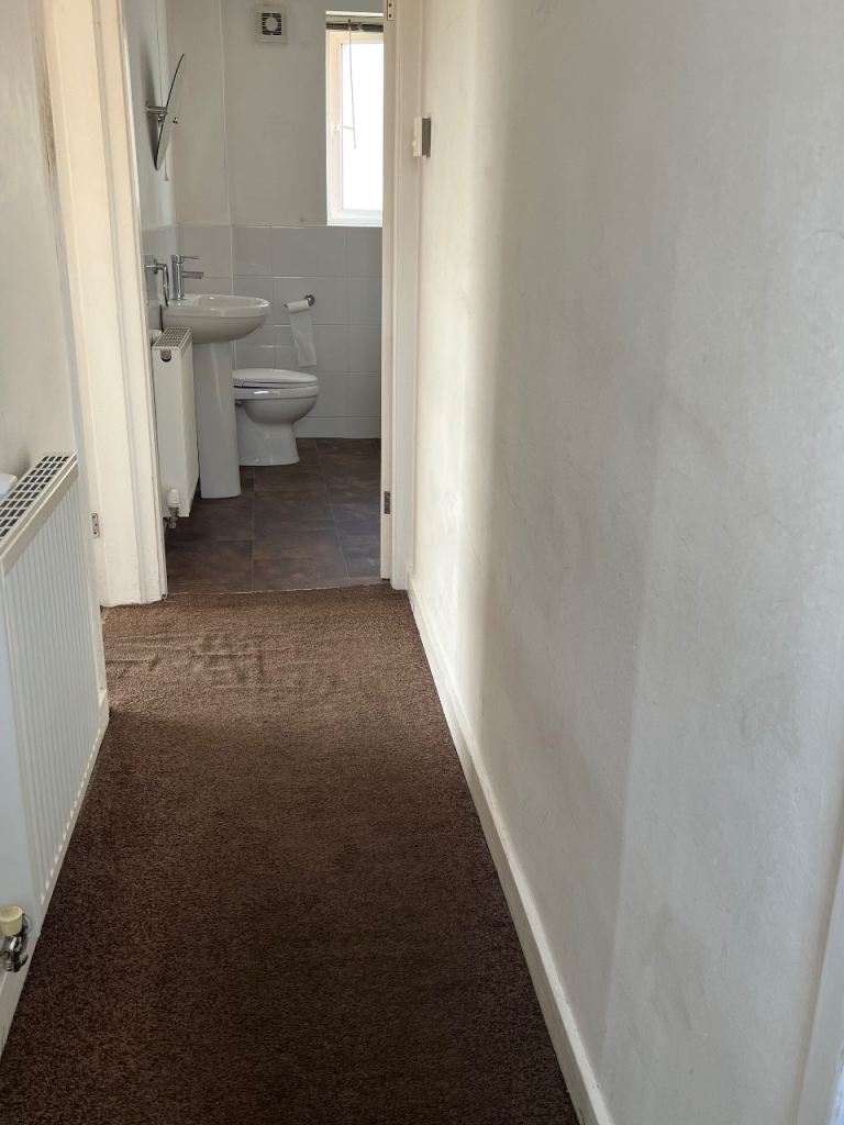 Flat Northfield Lane in Wakefield