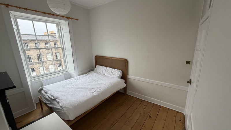 Flat Howe Street in City of Edinburgh
