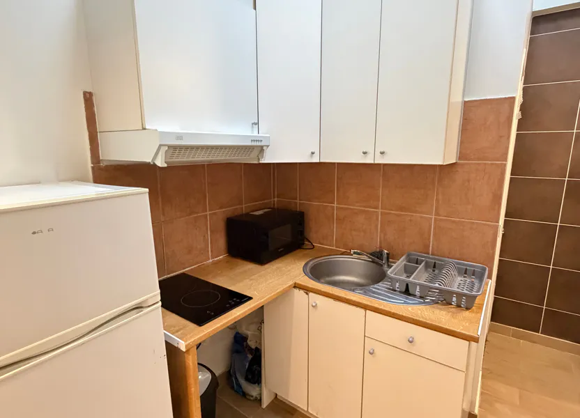 Room Rue du Sous-Lieutenant Alexis le Calvez in La Courneuve
