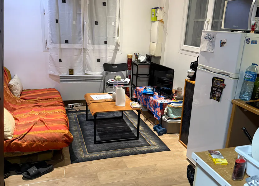 Chambre Rue du Sous-Lieutenant Alexis le Calvez à La Courneuve