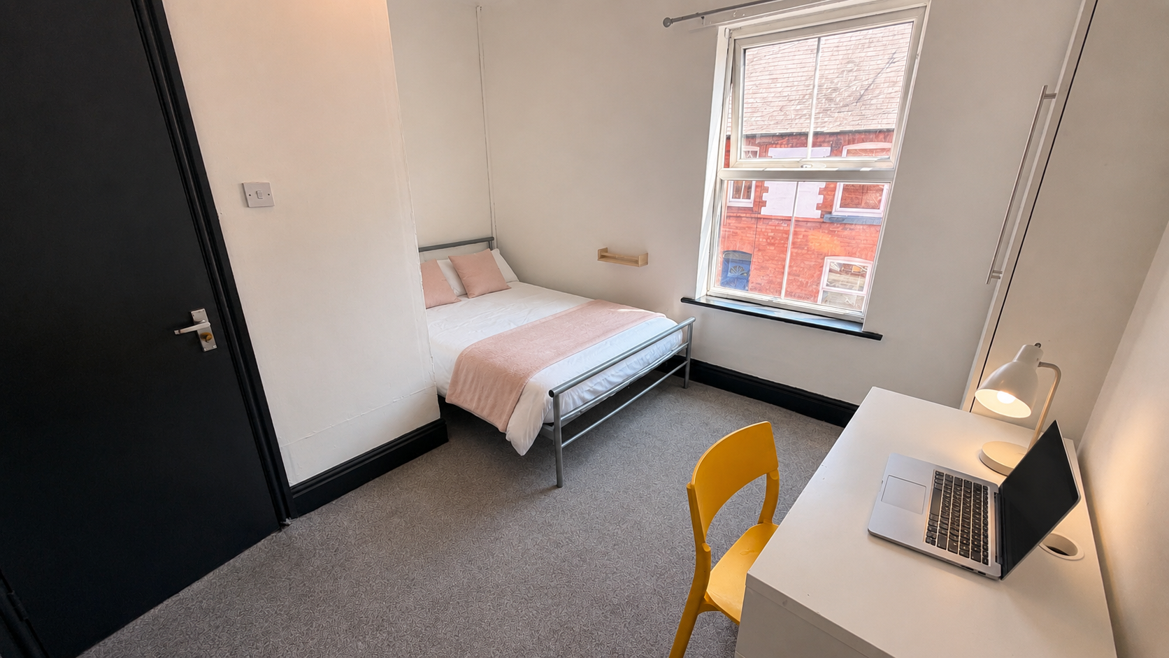 Room Sydney Road in Chester