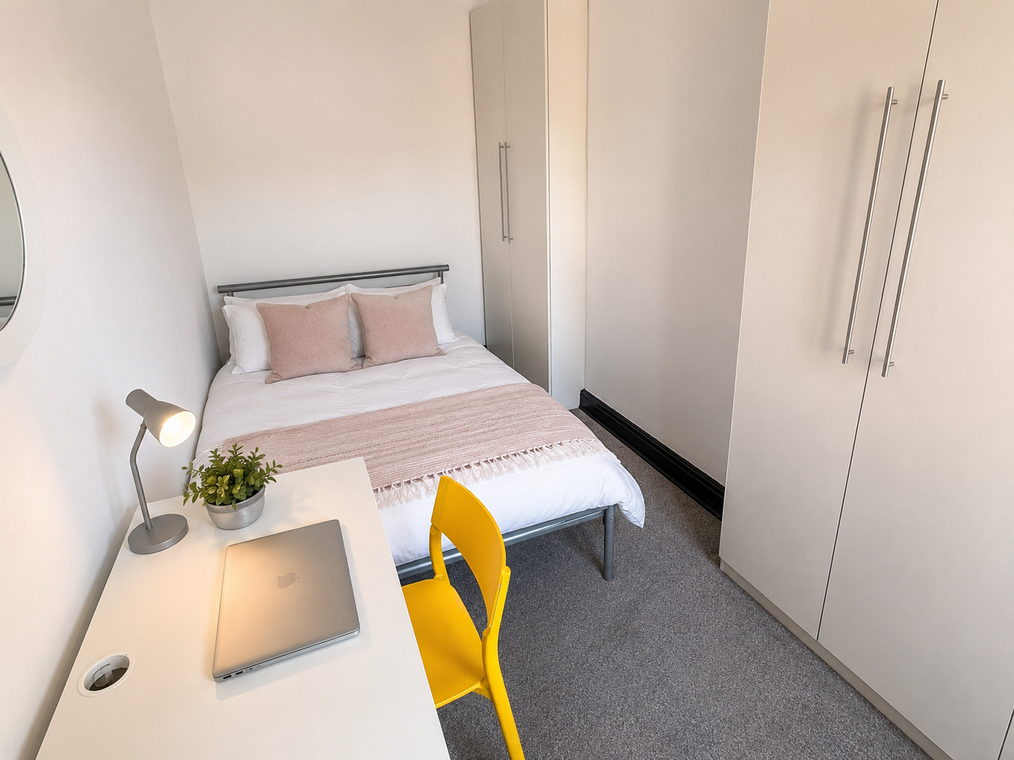 Room Sydney Road in Chester