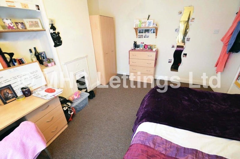 Room Back Mayville Avenue in Leeds