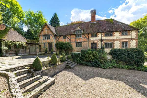 House Bordon Close in Basingstoke and Deane