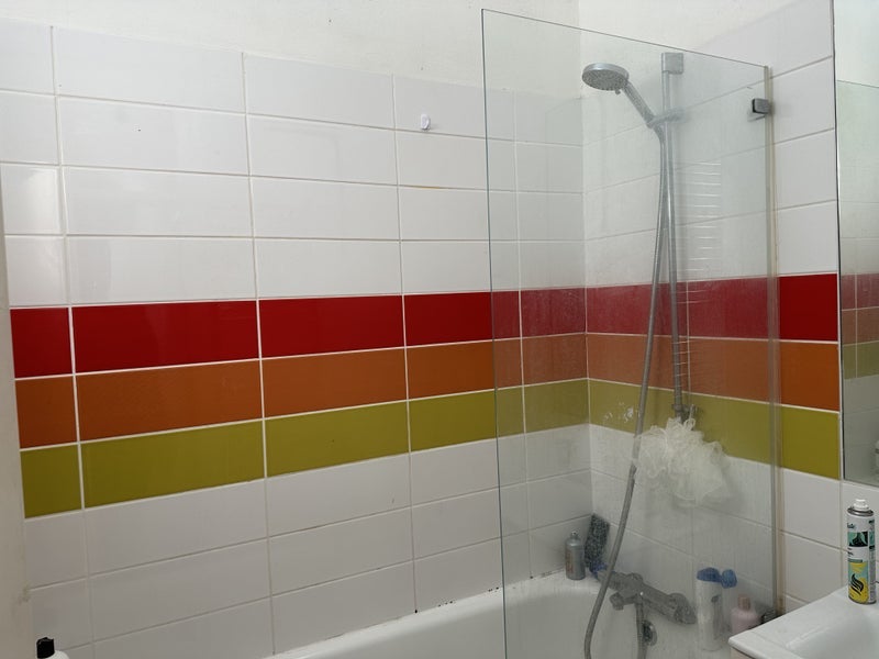 Room Gaywood Close in Greater London