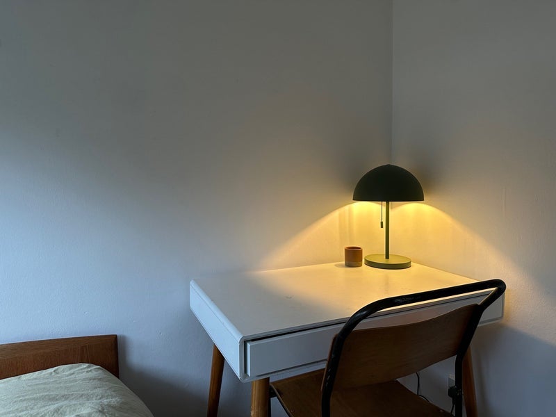 Room Gaywood Close in Greater London