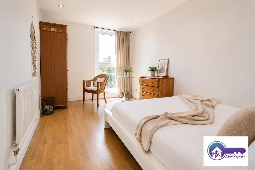 Flat Burlington Close in City of Westminster